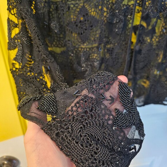 Pretty Cropped Beaded Bolero/Jacket/Cardigan - Picture 5 of 11